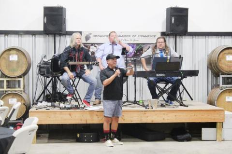Vineyard festival helps promote local companies