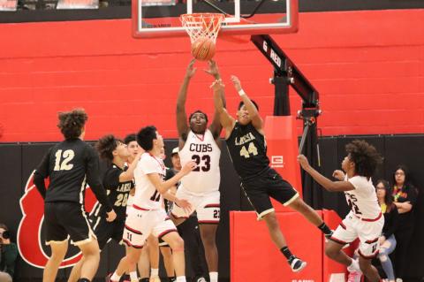 Brownfield Runnin Cubs improve to 3-0 in district play defeating Lamesa Golden Tornados 62- 46