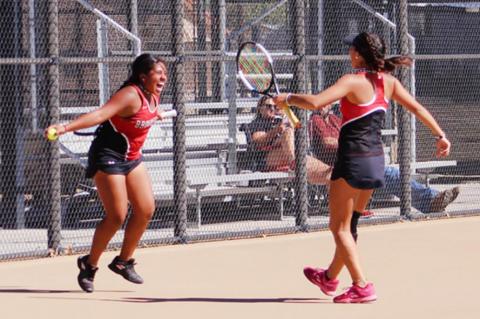 Tennis Falls to Big Spring 10-9 in Regional Quarterfinals