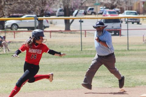 Lady Cubs adjust to beat Muleshoe