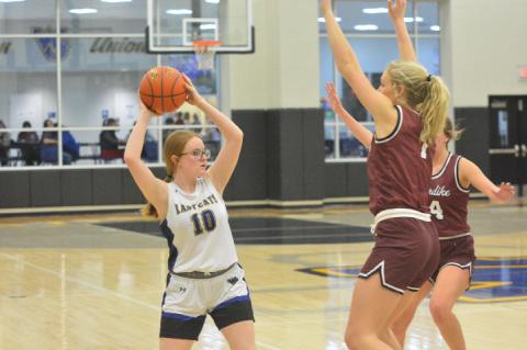 Wellman-Union falls to Klondike