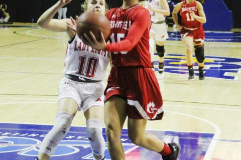 Fourth quarter magic sees Lady Cubs reach title game