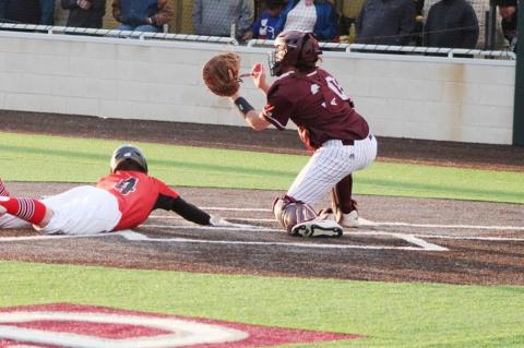 CUBS LOSE THIRD STRAIGHT, FALL TO WILDCATS
