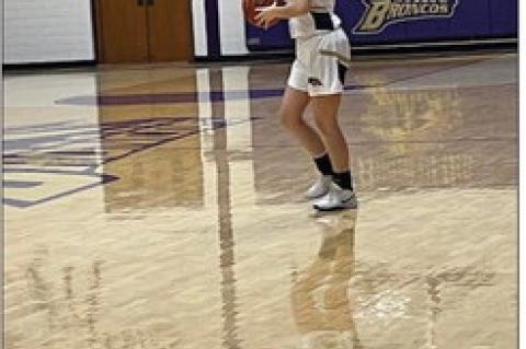 Meadow’s Abigail Gonzalez (14) looks for a teammate to pass the ball to during a District 5-1A game against Amherst on Friday at Meadow High School. (Photos by Lee Scheide | Brownfield News)