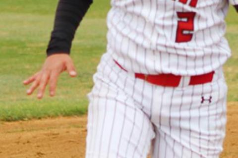 Lady Cubs lose battle of unbeaten teams