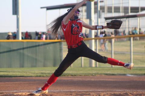 Lady Cubs 14u softball takes Midnight Madness Championship