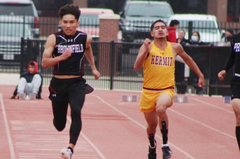 Brownfield runners qualify for state