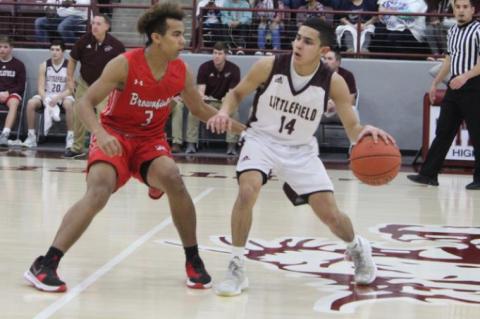 Cubs hold off Wildcats for road win