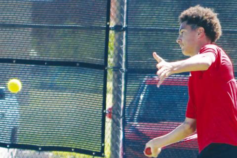 Brownfield uses strong start to get past Big Spring in Bi-District