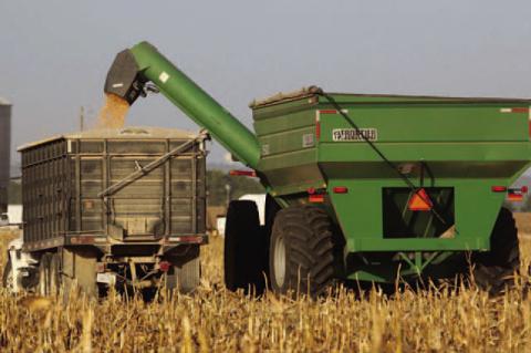 Majority of Income for Farm Families Comes From Off-Farm Jobs