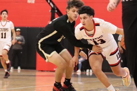 Brownfield Runnin Cubs improve to 3-0 in district play defeating Lamesa Golden Tornados 62- 46