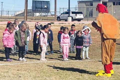 Groups Conduct Turkey Trot, events, announce closures