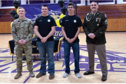 Clanton, Garcia sworn into US Army