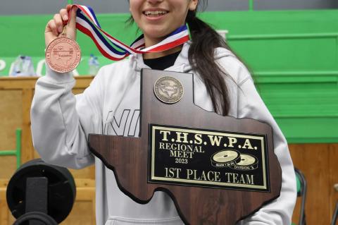 LADY Cubs Powerlifting