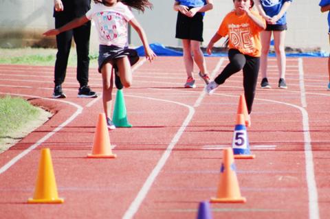 Wellman Union holds track meet for kids
