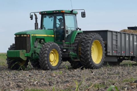 Study Shows Manure Improves Pasture Soil Health