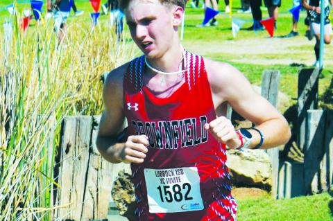 Brownfield’s Hesse, Cantrell lead County athletes at LCU Chap Invite