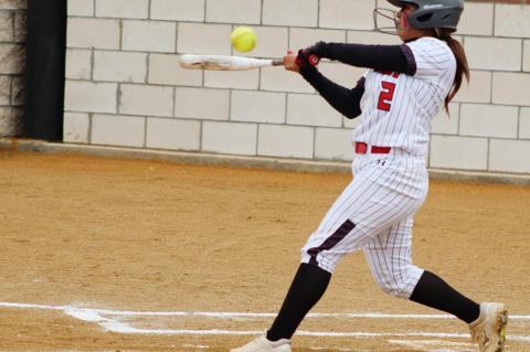 Lady Cubs extend win streak to four straight