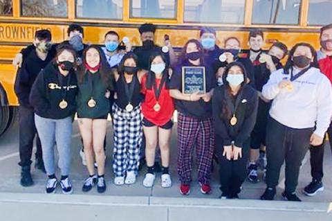 Lady Cubs lifters take first place at Plains