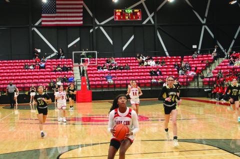 Brownfield’s Caylee Stell looks to score against Lamesa during a District 3-3A game on Friday at The Pit in Brownfield.