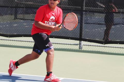 Cubs tennis sweeps doubleheader