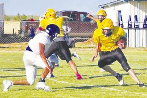 Wellman-Union competes in scrimmage