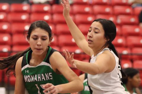Lady Cubs split a pair before the break