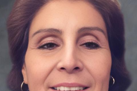 GLORIA FLORES