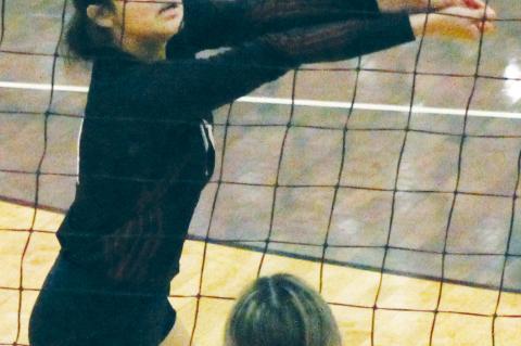 Lady Cubs volleyball loses in 5 to Levelland