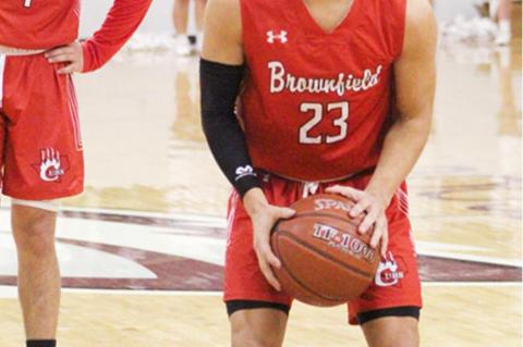Cubs, Lady Cubs dominate Roosevelt