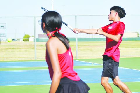Cubs, Lady Cubs dominante Pecos in final Non-district match
