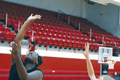 Courtside Cub Camp teaches basketball skills