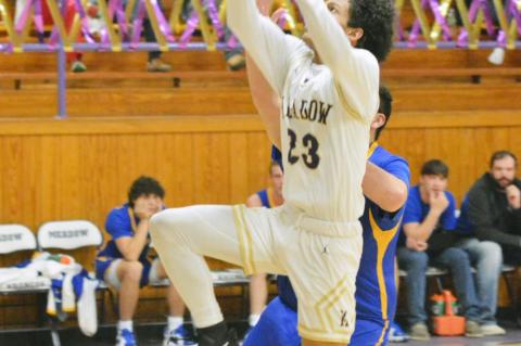 Broncos lose close one to Spur
