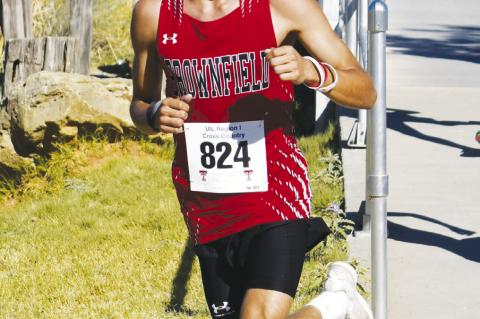 Hesse, Cantrell qualify for UIL State Cross Country Championships
