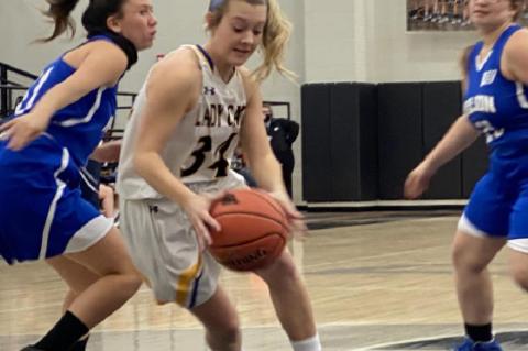 Lady ‘Cats win at home