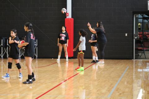 VOLLEYBALL CAMP