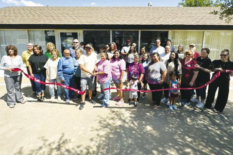 Ribbon cutting conducted for Kahrisha’s Delights