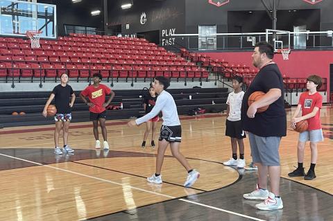 BASKETBALL CAMP