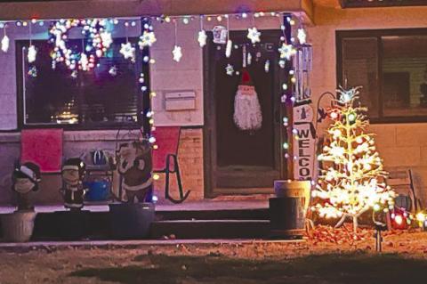 Here are a few more shining examples of the holiday spirit around Brownfield. The Brownfield News staff and Dalhart Texan Media wish everyone a very merry Christmas.