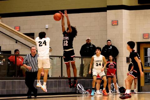 Cubs drops a heartbreaker to Lamesa 71-70
