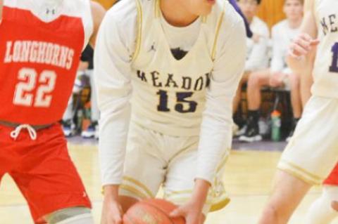 Broncos end district with a win, look towards playoffs