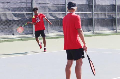 Cubs tennis sweeps doubleheader