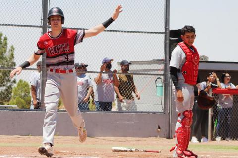 Cubs fall in extra innings to Coyotes