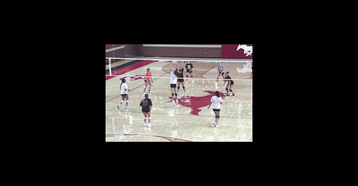 The Brownfield volleyball program hosted a Co-Ed Tournament